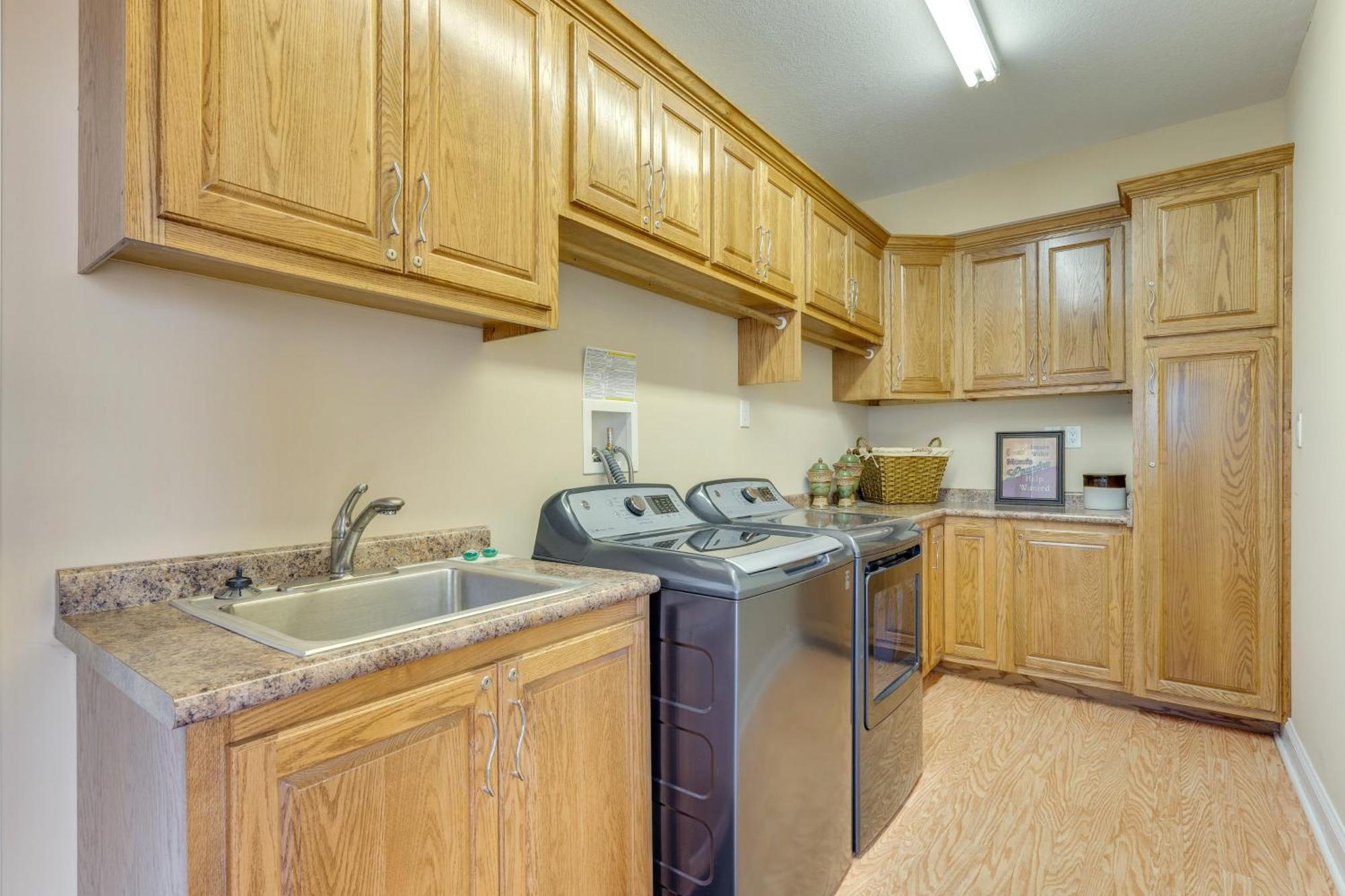 Lake-View Condo With Covered Deck In Hiawassee! Buitenkant foto